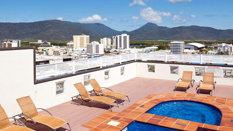 BEST WESTERN PLUS Cairns Central Apartments - Accommodation Batemans Bay 0