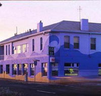 Beach Hotel - Accommodation Batemans Bay