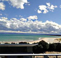Freycinet Beach Apartments - Accommodation Batemans Bay