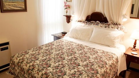 Forlonge Bed & Breakfast - Accommodation Batemans Bay 4