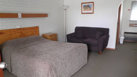 Alfred Motor Inn - Accommodation Batemans Bay 0