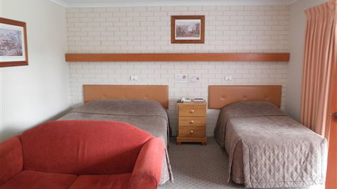 Alfred Motor Inn - Accommodation Batemans Bay 1
