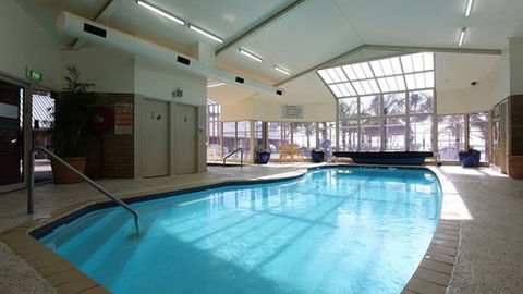 Lake Edge Resort - Accommodation Batemans Bay 0