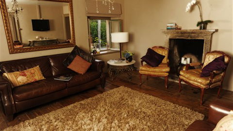 Villa Parma At Peppers Mineral Springs Hotel - Accommodation Batemans Bay 3