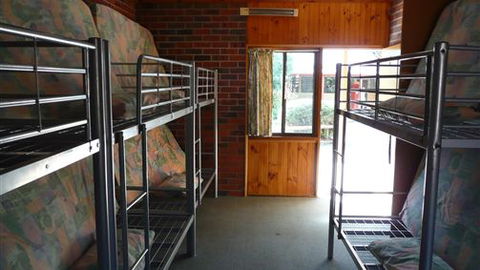 UC Camping Acacia - Accommodation Batemans Bay 3