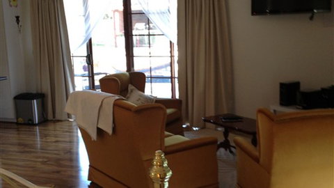 Waldara Cottage - Accommodation Batemans Bay 3
