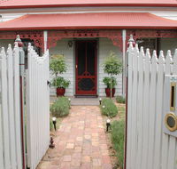 Airleigh Rose Cottage - Accommodation Batemans Bay