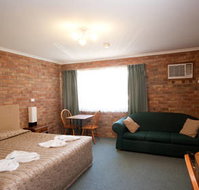 Allan Cunningham Motel and Old Wagon Restaurant - Accommodation Batemans Bay
