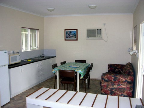 Batchelor Holiday Park - Accommodation Batemans Bay 1