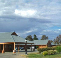 Bishop's Lodge Motor Inn - Accommodation Batemans Bay