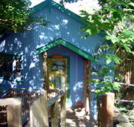 Blue Poles Cafe Gallery  BB - Accommodation Batemans Bay
