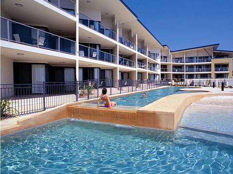 Boathouse Resort Tea Gardens - Accommodation Batemans Bay 0