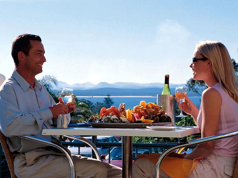 Boathouse Resort Tea Gardens - Accommodation Batemans Bay 2