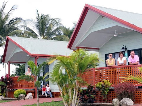 Cairns Coconut Holiday Resort - Accommodation Batemans Bay 1