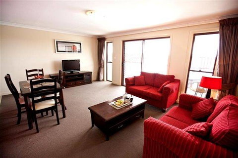 Cattleman's Country Motor Inn And Serviced Apartments - Accommodation Batemans Bay 1