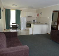 Werribee Motel  Apartments - Accommodation Batemans Bay