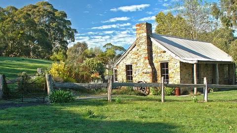 Adelaide Hills Country Cottages - Gum Tree Cottage - Accommodation Batemans Bay 3