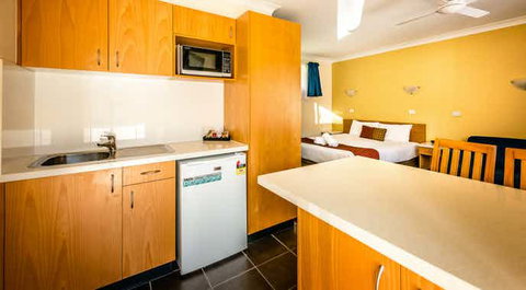 Park Beach Resort Motel - Accommodation Batemans Bay 2