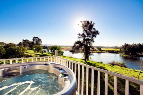 Cornwallis House - Accommodation Batemans Bay 2