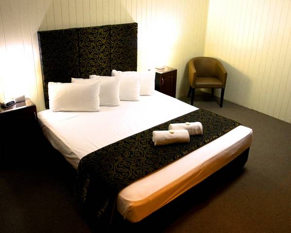 West Mackay QLD Accommodation Batemans Bay