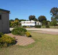 Cummins Community Caravan Park - Accommodation Batemans Bay