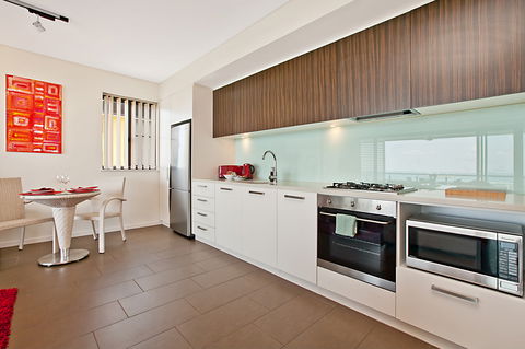 Darwin Waterfront Luxury Suites - Accommodation Batemans Bay 3