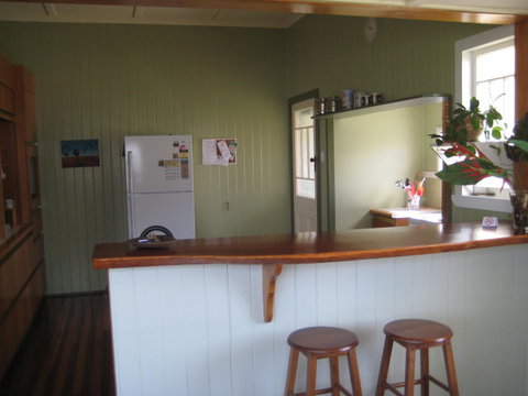 Eco Queenslander Holiday Home - Accommodation Batemans Bay 7