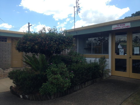 Gympie Caravan Park - Queens Park - Accommodation Batemans Bay 3