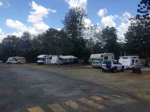 Gympie Caravan Park - Queens Park - Accommodation Batemans Bay 4