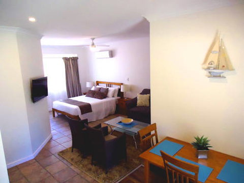 Inn The Tuarts Guest Lodge Busselton - Accommodation Batemans Bay 1