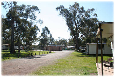 Lake Waranga Caravan Park & Holiday Camp - Accommodation Batemans Bay 0