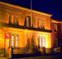 Macquarie Manor - Accommodation Batemans Bay