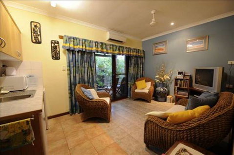 Reflections B&B - Accommodation Batemans Bay 1