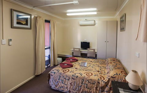 Curtin Springs Wayside Inn - Accommodation Batemans Bay 17