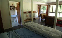 Easy Street Retreat - Accommodation Batemans Bay 0