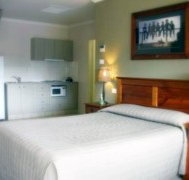 Saltbush Motor Inn - Accommodation Batemans Bay