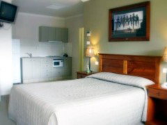 Saltbush Motor Inn - Accommodation Batemans Bay 0