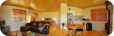 Scenic Rim View Cottages For Couples - Accommodation Batemans Bay 0