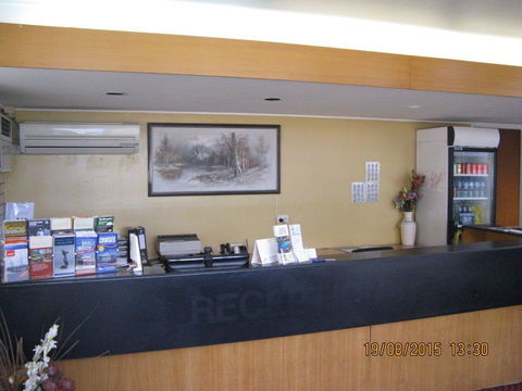 Tropical Gateway Motor Inn - Accommodation Batemans Bay 0
