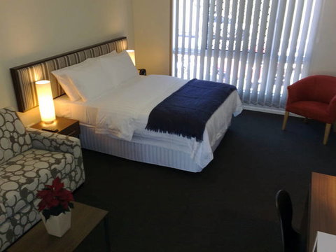 Tropixx Motel And Restaurant - Accommodation Batemans Bay 2