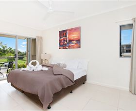 Bay View Luxury Waterfront Villa - Accommodation Batemans Bay 5