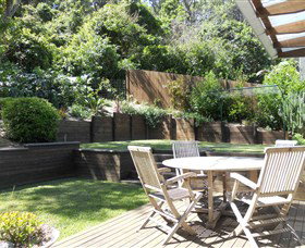 Bazza's Place - Accommodation Batemans Bay 0