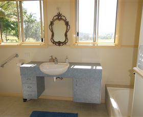 Acacia Park Farm House - Accommodation Batemans Bay 1