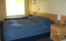 Benjamin Singleton Motel - Singleton - Accommodation Batemans Bay 1