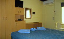 Benjamin Singleton Motel - Singleton - Accommodation Batemans Bay 0