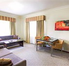 Governor Macquarie Motor Inn - Bathurst - Accommodation Batemans Bay