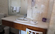 Hunter Valley Motel - Cessnock - Accommodation Batemans Bay 1
