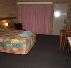 Holbrook Town Centre Motor Inn - Holbrook - Accommodation Batemans Bay
