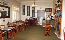 Neath Hotel - Neath - Accommodation Batemans Bay 0