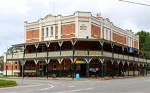 Neath Hotel - Neath - Accommodation Batemans Bay 5